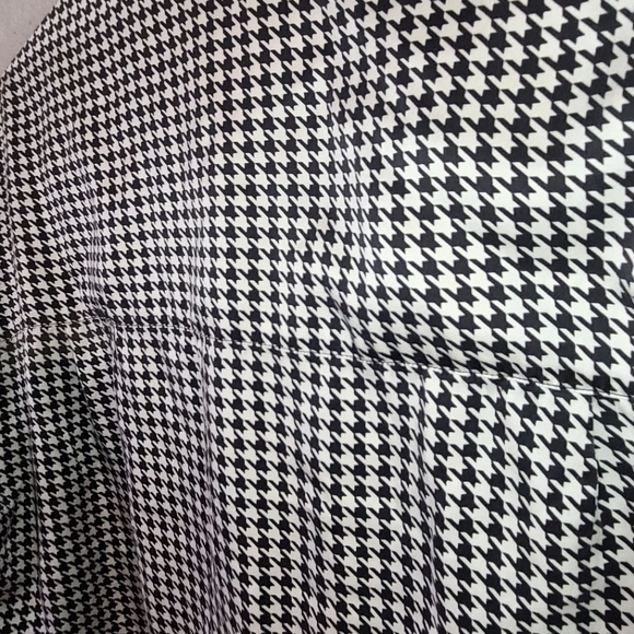 Vintage Houndstooth Silk Blouse Button Down Linda Hutton - Picture 4 of 6